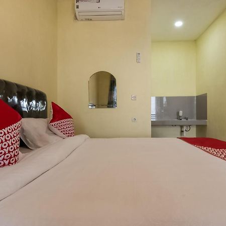 Oyo 3050 Hotasi Seaview Syariah Hotel Аниър Екстериор снимка