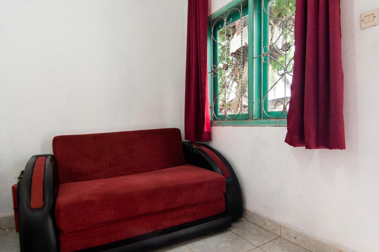 Oyo 3050 Hotasi Seaview Syariah Hotel Аниър Екстериор снимка
