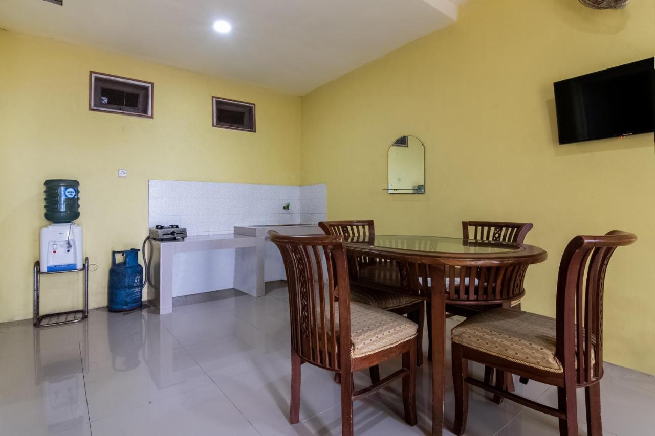 Oyo 3050 Hotasi Seaview Syariah Hotel Аниър Екстериор снимка