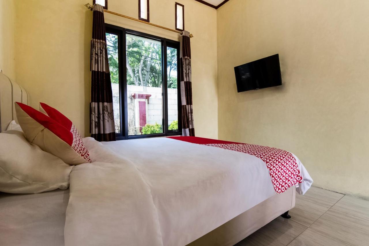 Oyo 3050 Hotasi Seaview Syariah Hotel Аниър Екстериор снимка