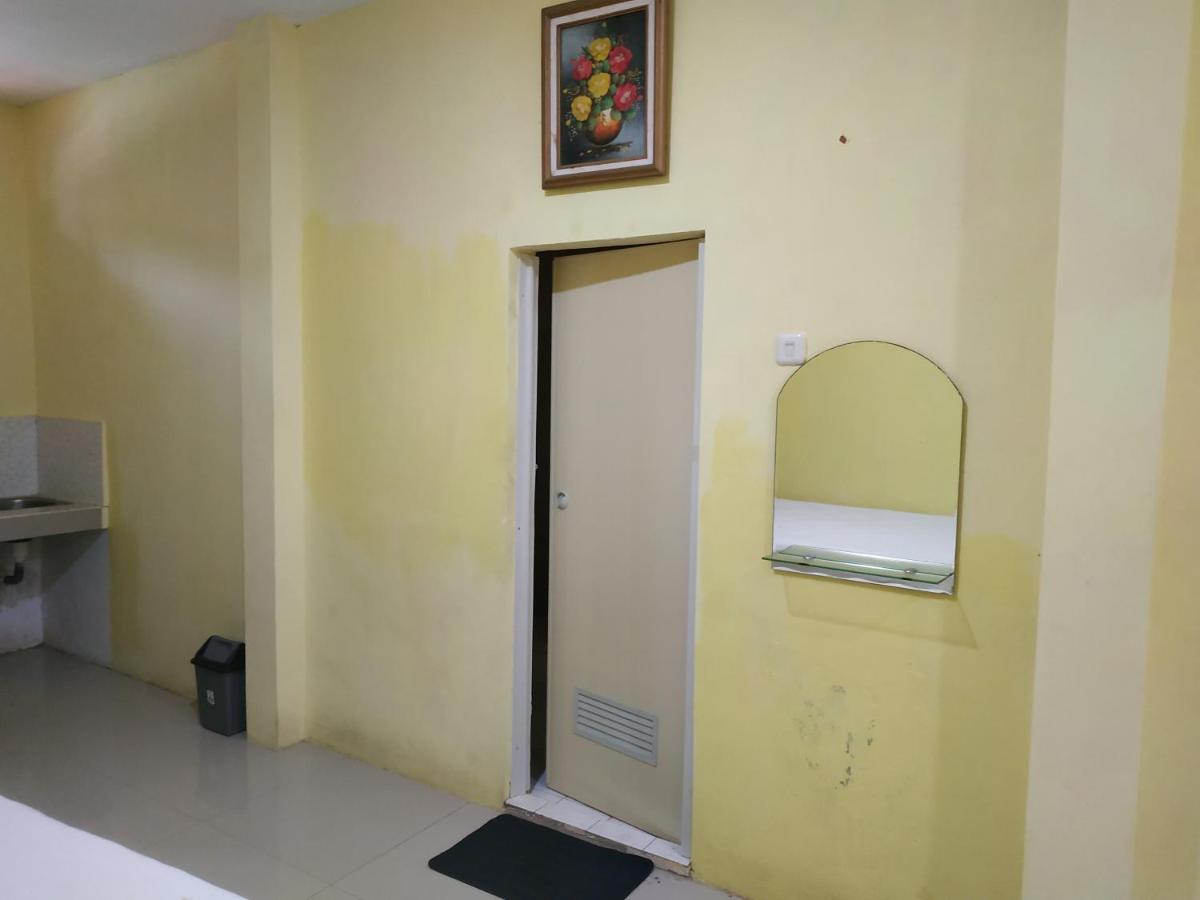 Oyo 3050 Hotasi Seaview Syariah Hotel Аниър Екстериор снимка