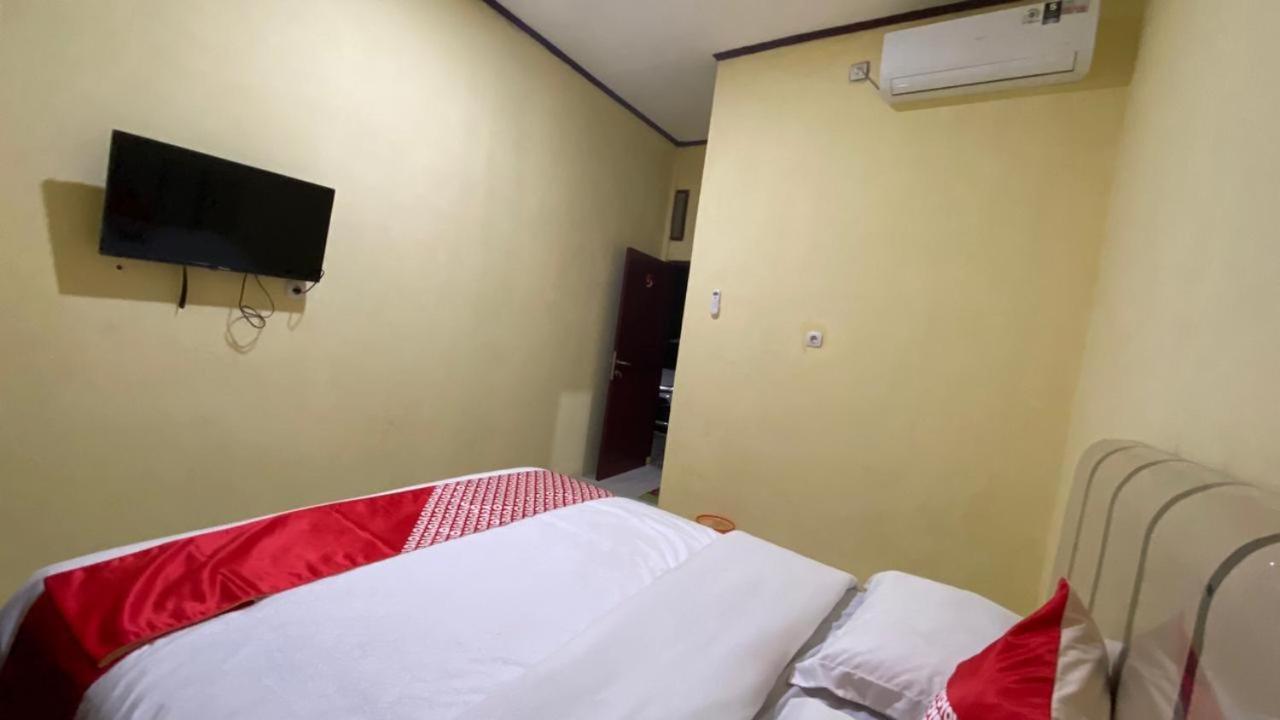 Oyo 3050 Hotasi Seaview Syariah Hotel Аниър Екстериор снимка